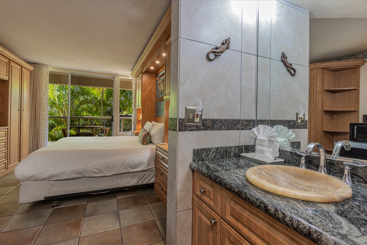Stylish guest bath enhances your vacation comfort