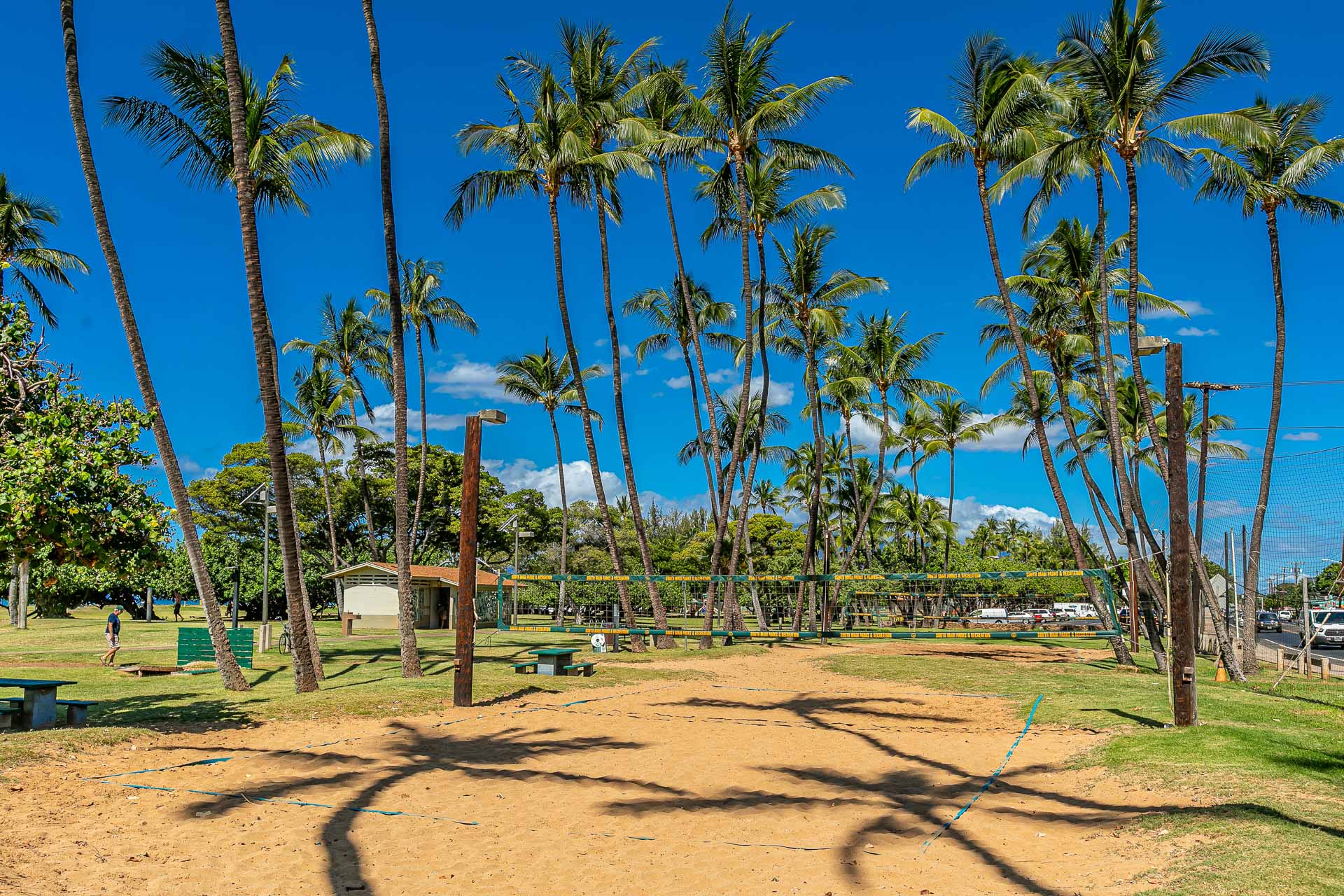 Play volleyball? Sandy courts at Kalama Park got you covered!
