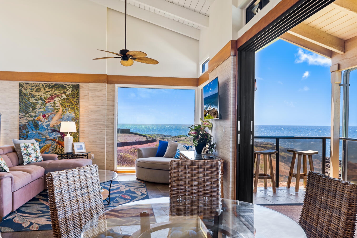 Additional dining area