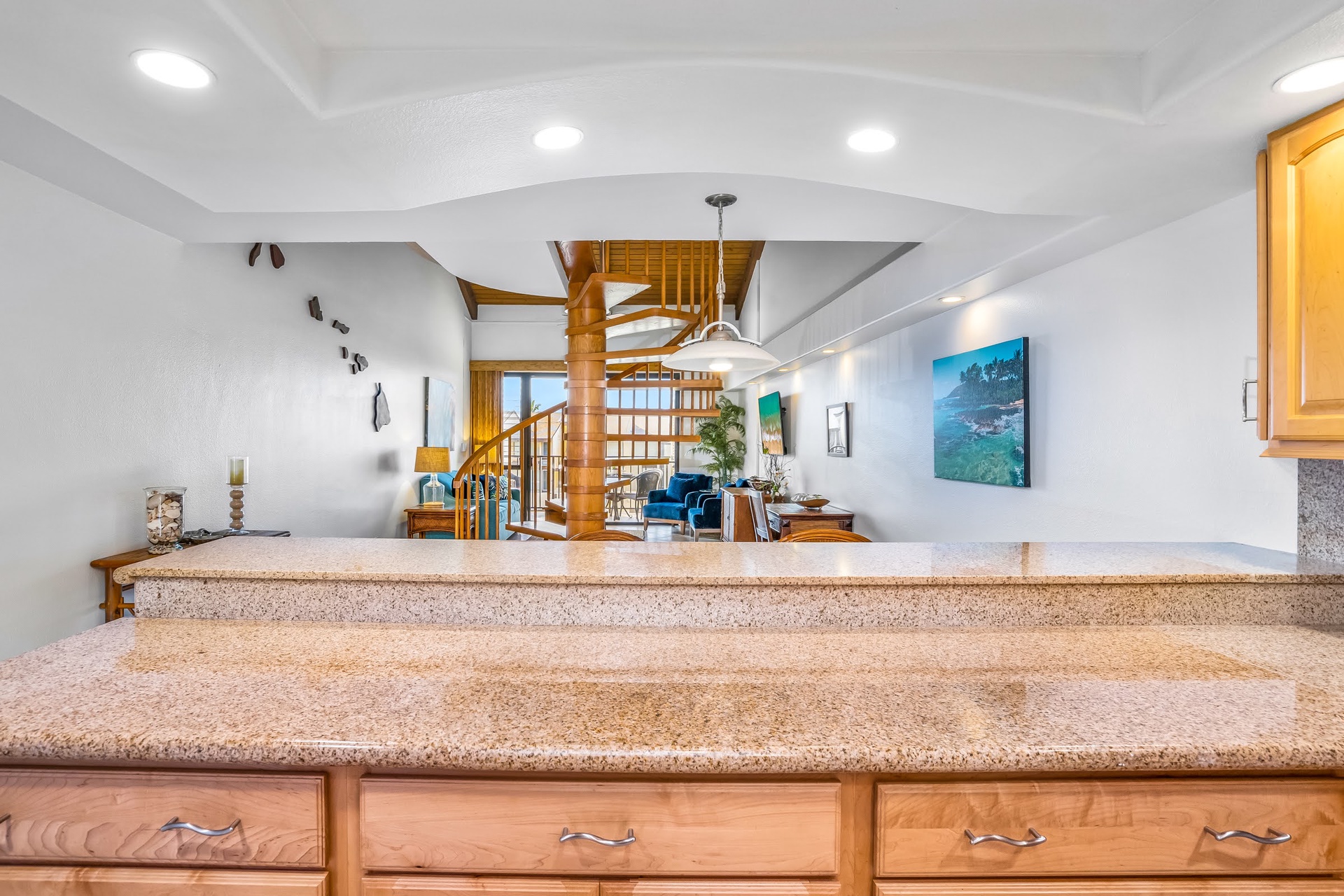 Open kitchen concept to enjoy the Aloha vibe. 