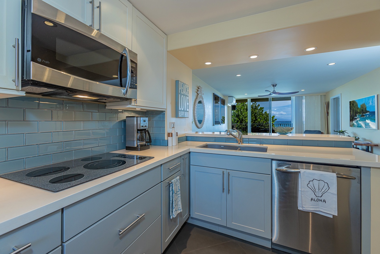 Ocean view from the kitchen!