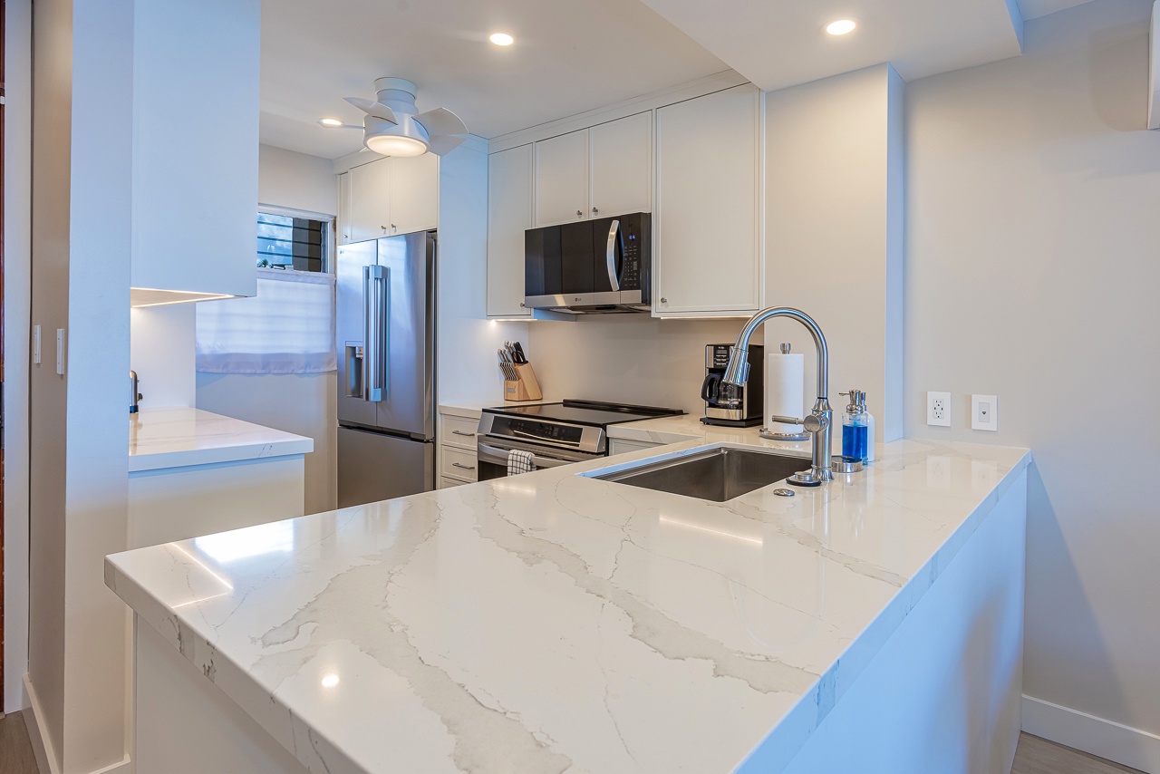 Spacious kitchen ready for your Maui meals