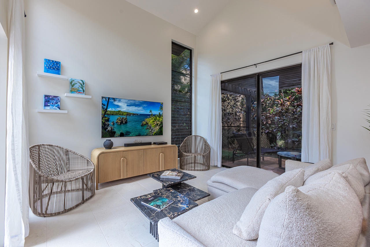 A serene living area perfect for gathering and relaxing