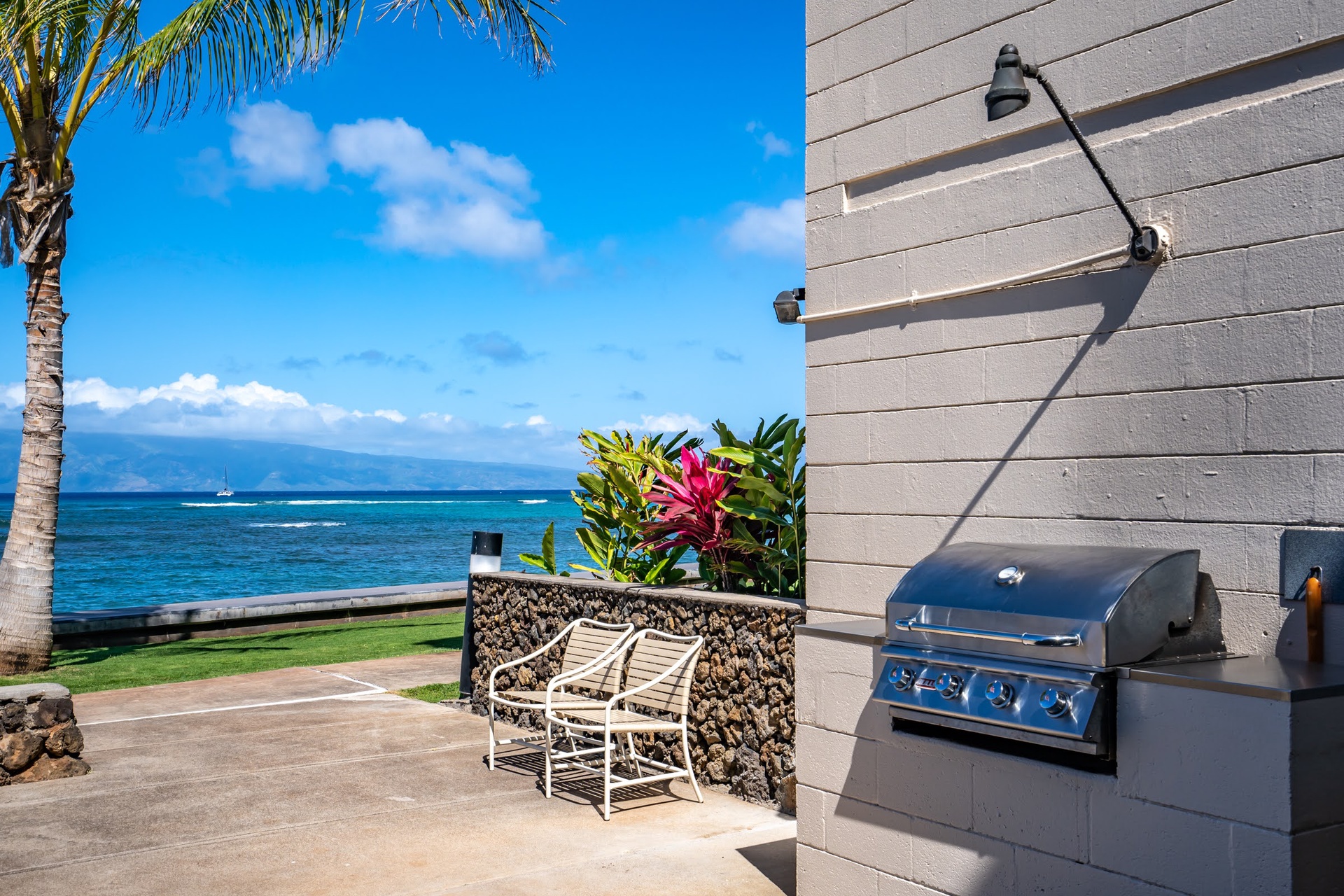 Enjoy al fresco dining at the oceanfront BBQ, where beautifully maintained grilling stations and panoramic ocean views make every meal a memorable experience.