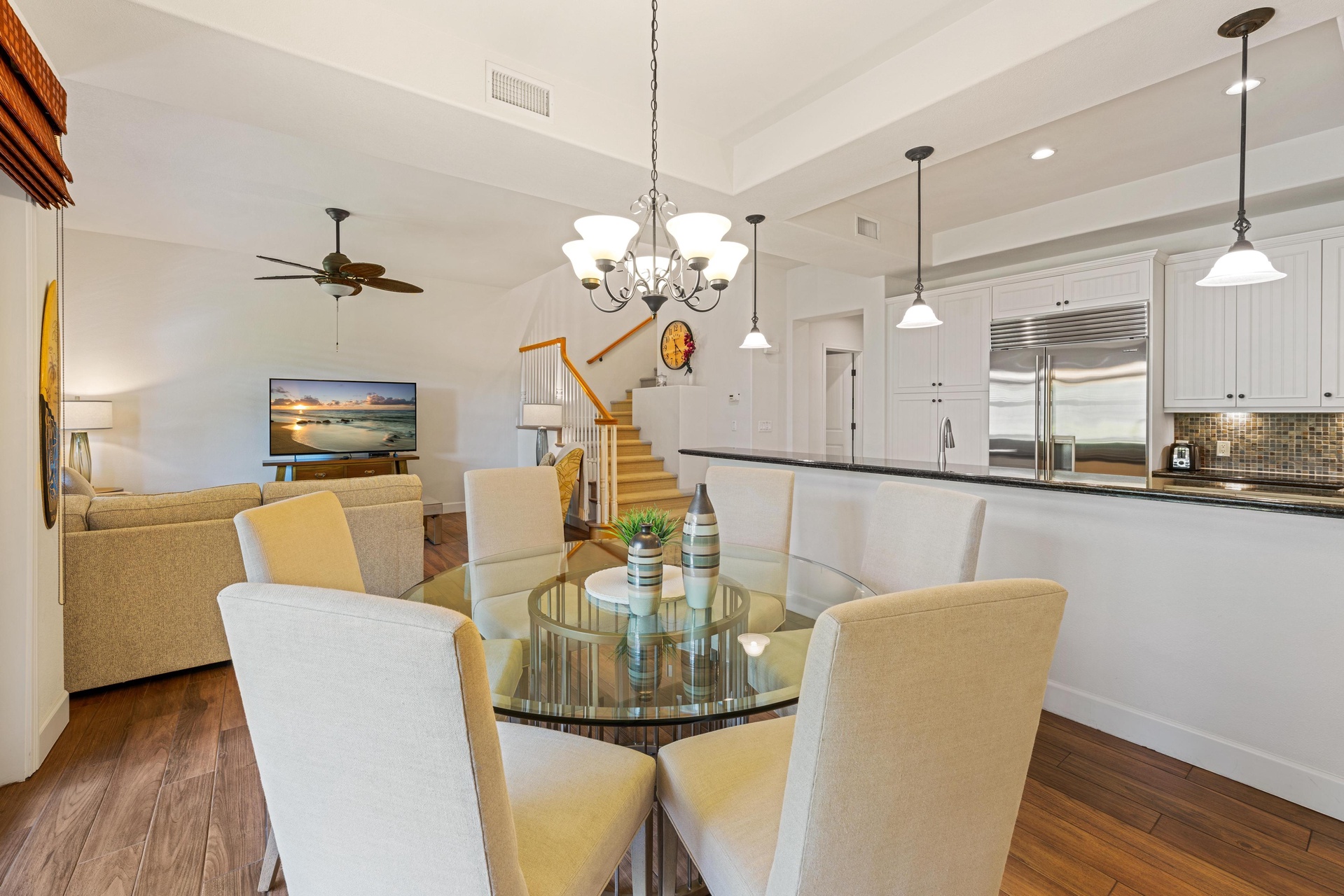 Have amazing conversations at the dinner table