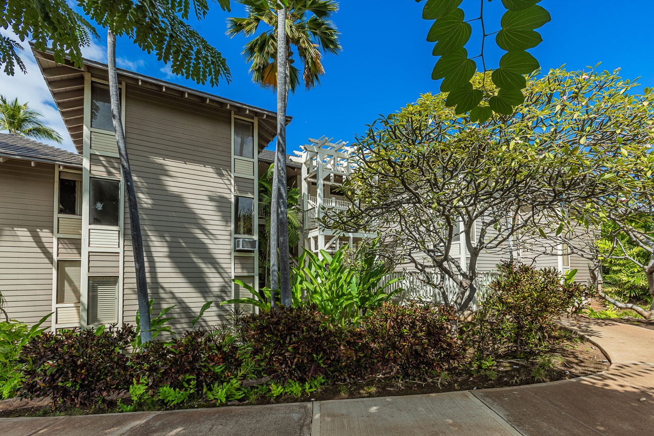 Relax and arrive in a serene island setting