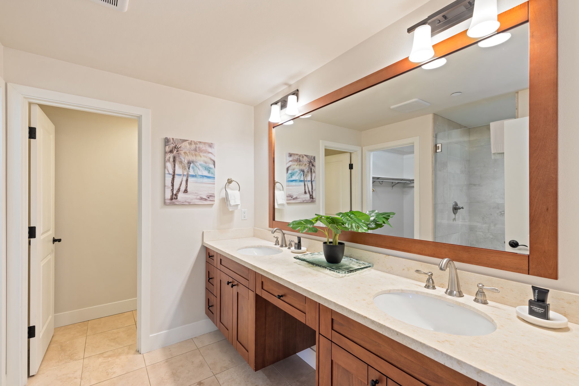 Double Vanity in Ensuite Bathroom