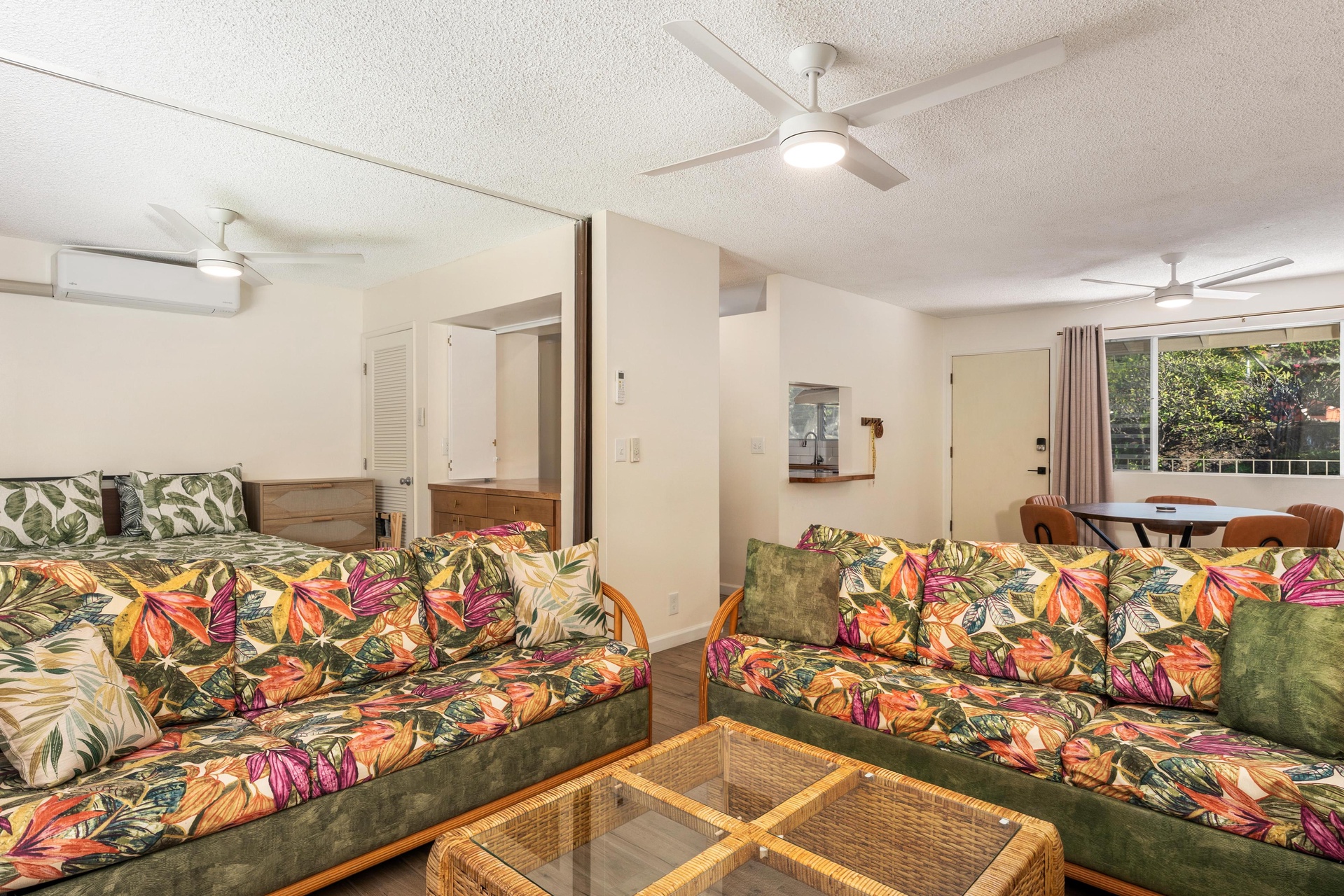 Ample lounging space