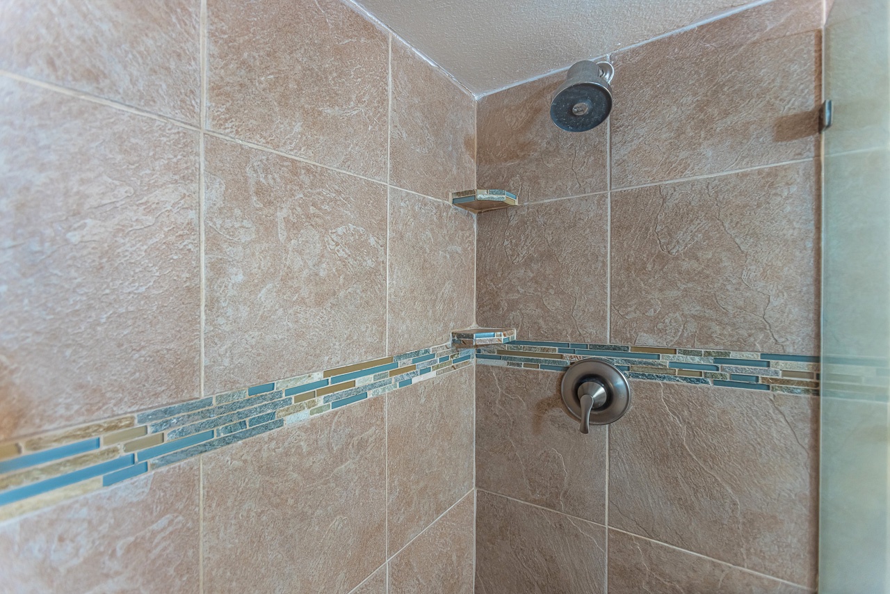 Modern bathroom with tropical charm