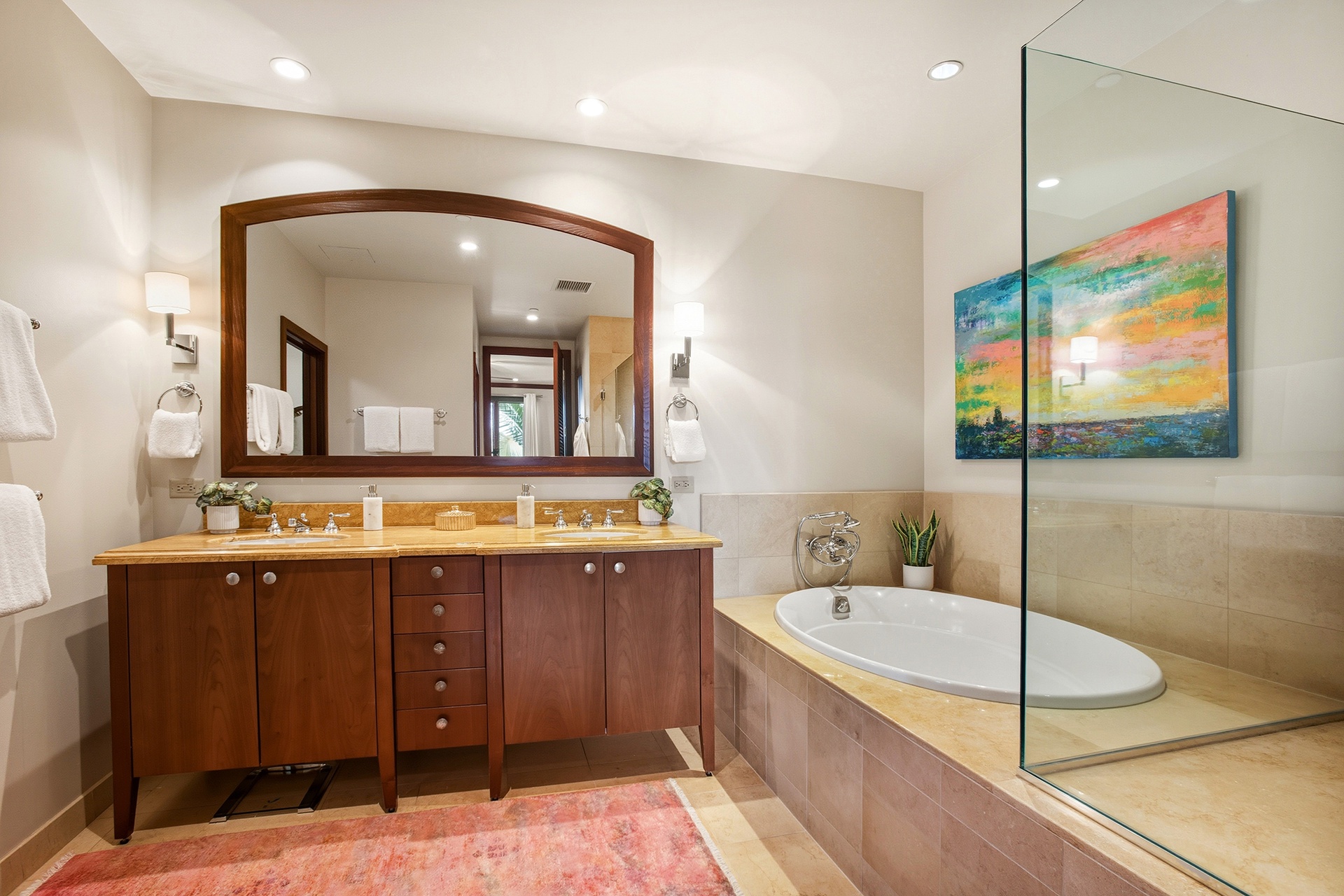 Spacious en-suite with soaking tub for ultimate comfort
