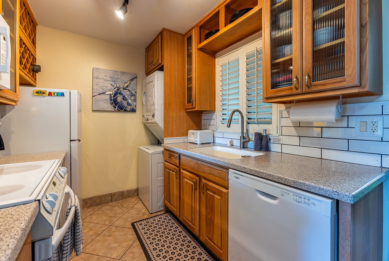 Cook at your pace in your Maui home away from home