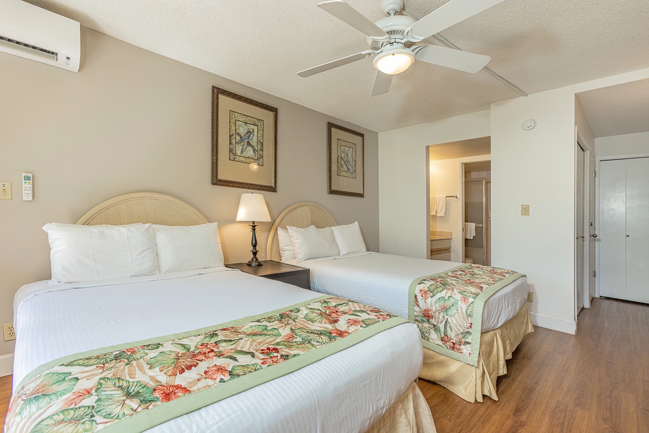 Perfect for family or friends with en-suite and private lanai