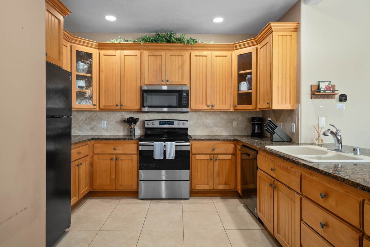 Prepare your favorite meals in this fully equipped kitchen, and plenty of space to gather and cook together.
