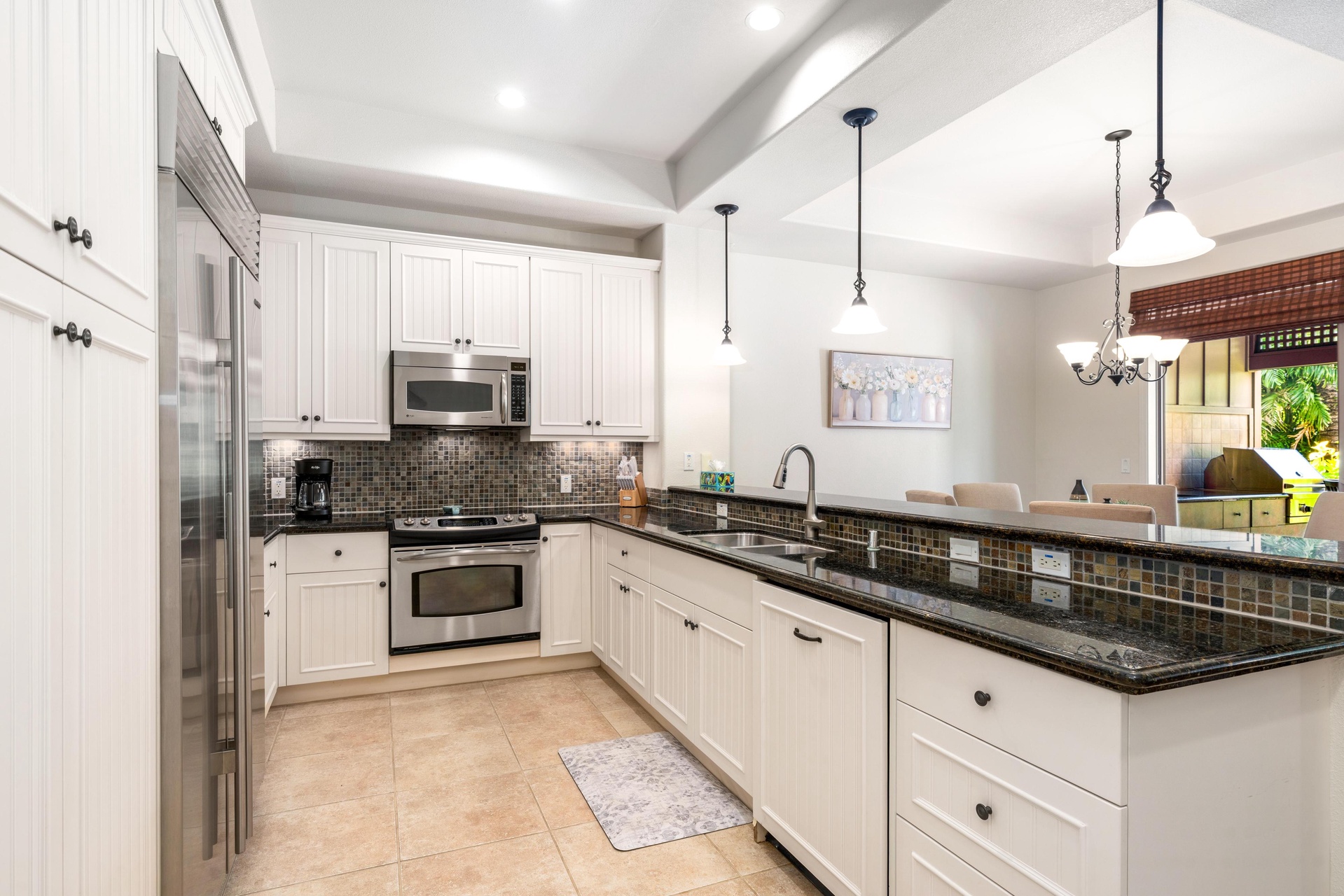 Kitchen equipped with all your cooking needs