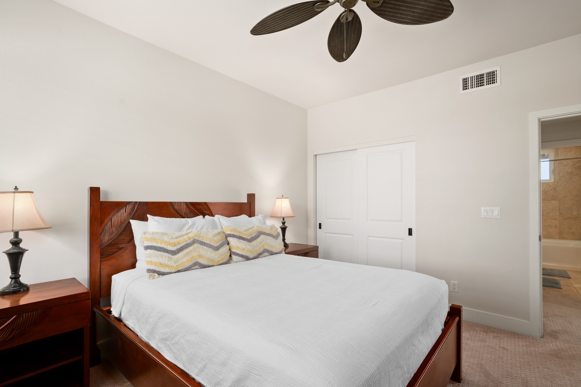 Upstairs Queen Bedroom