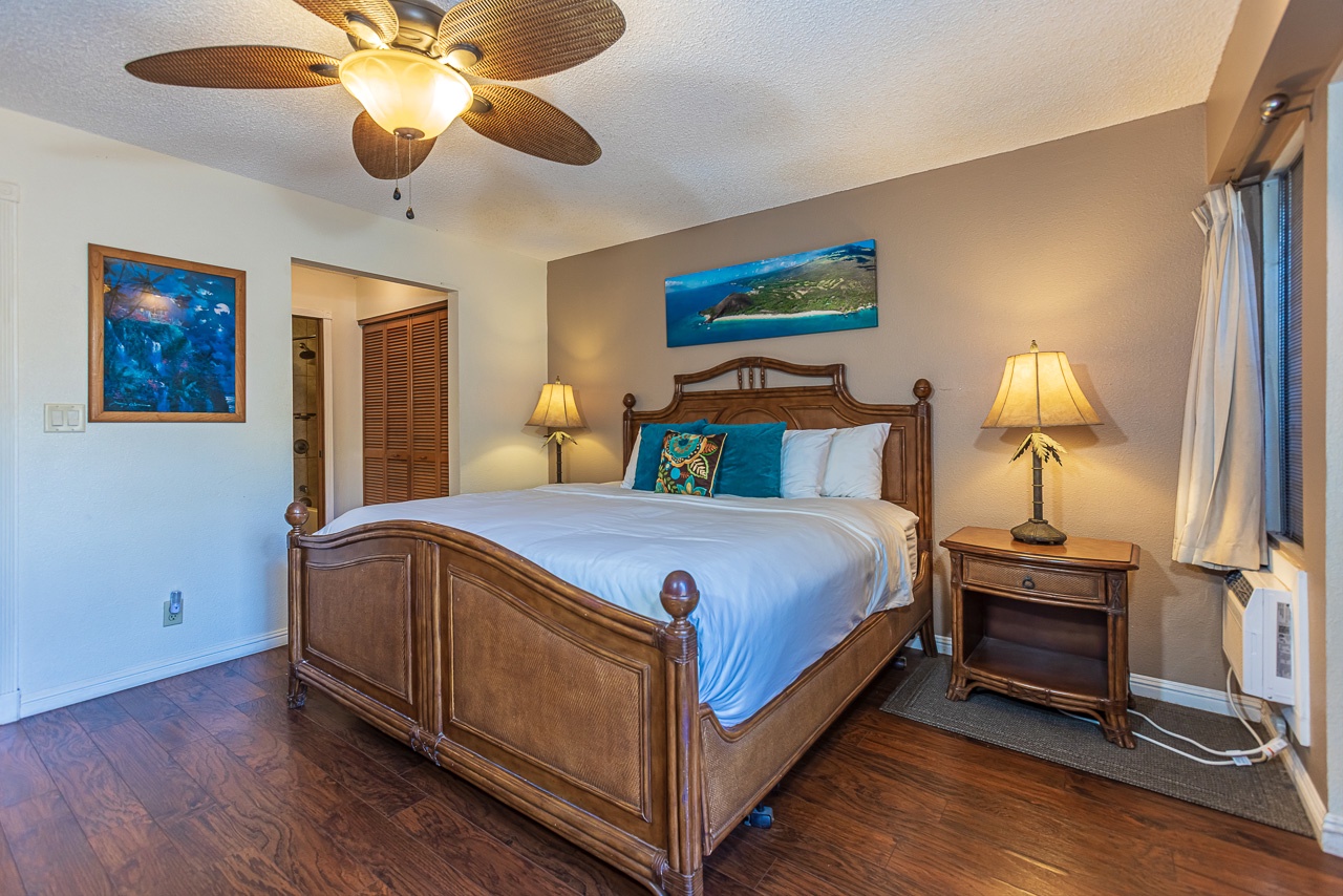 Drift off to peaceful sleep in your tropical-themed bedroom with a ceiling fan breeze.