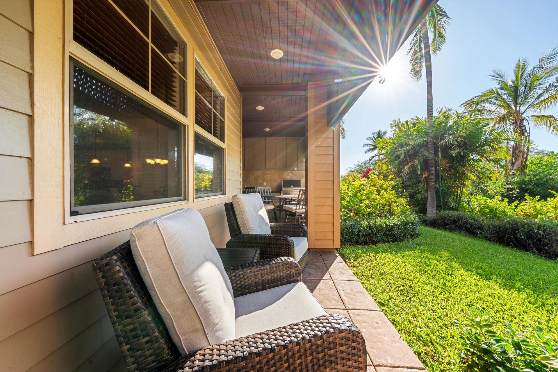 Ample seating on the lanai