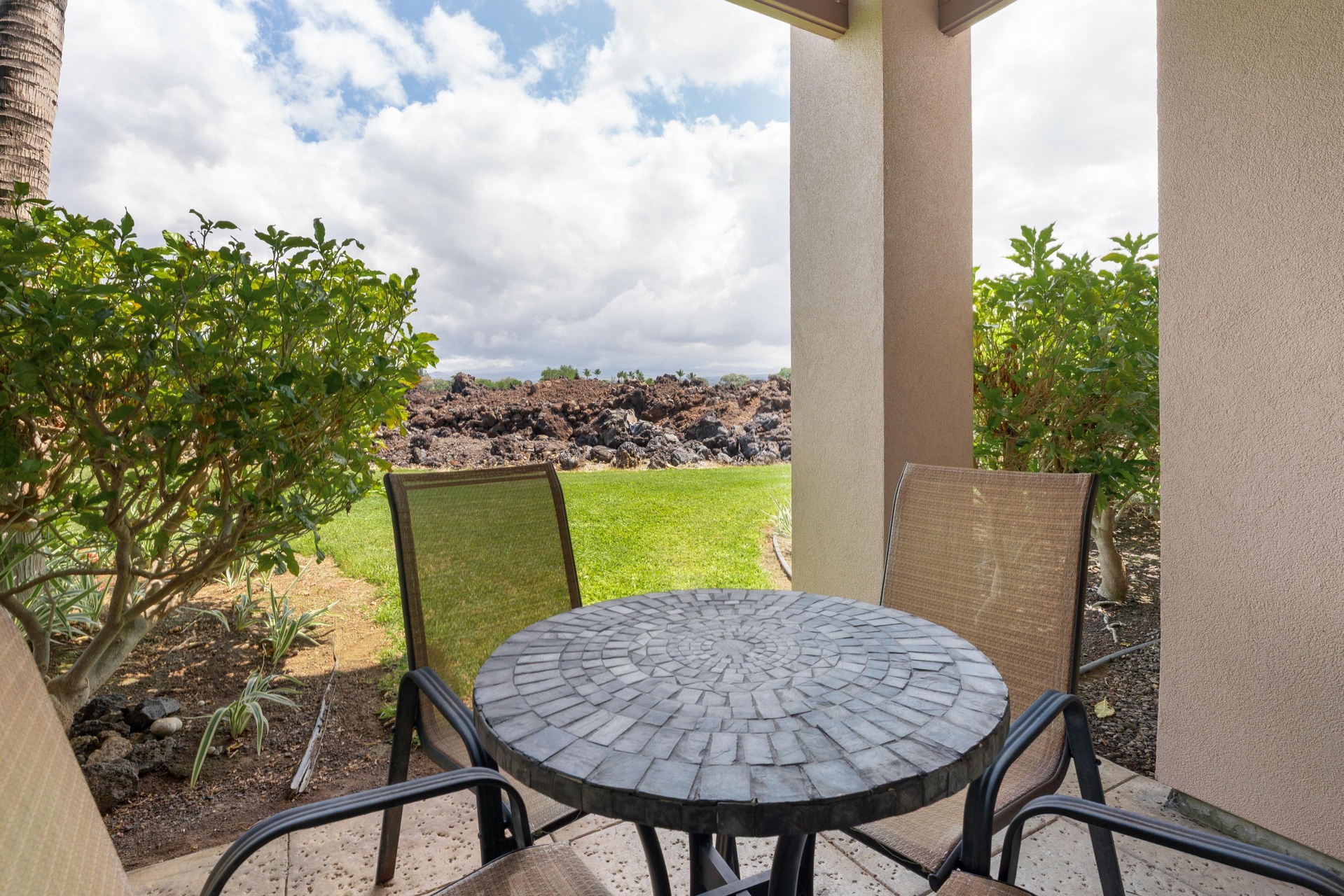 Dine on the lanai