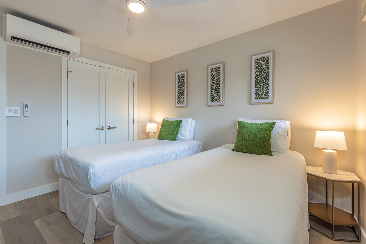 Relax after beach days with a Smart TV and plush bedding