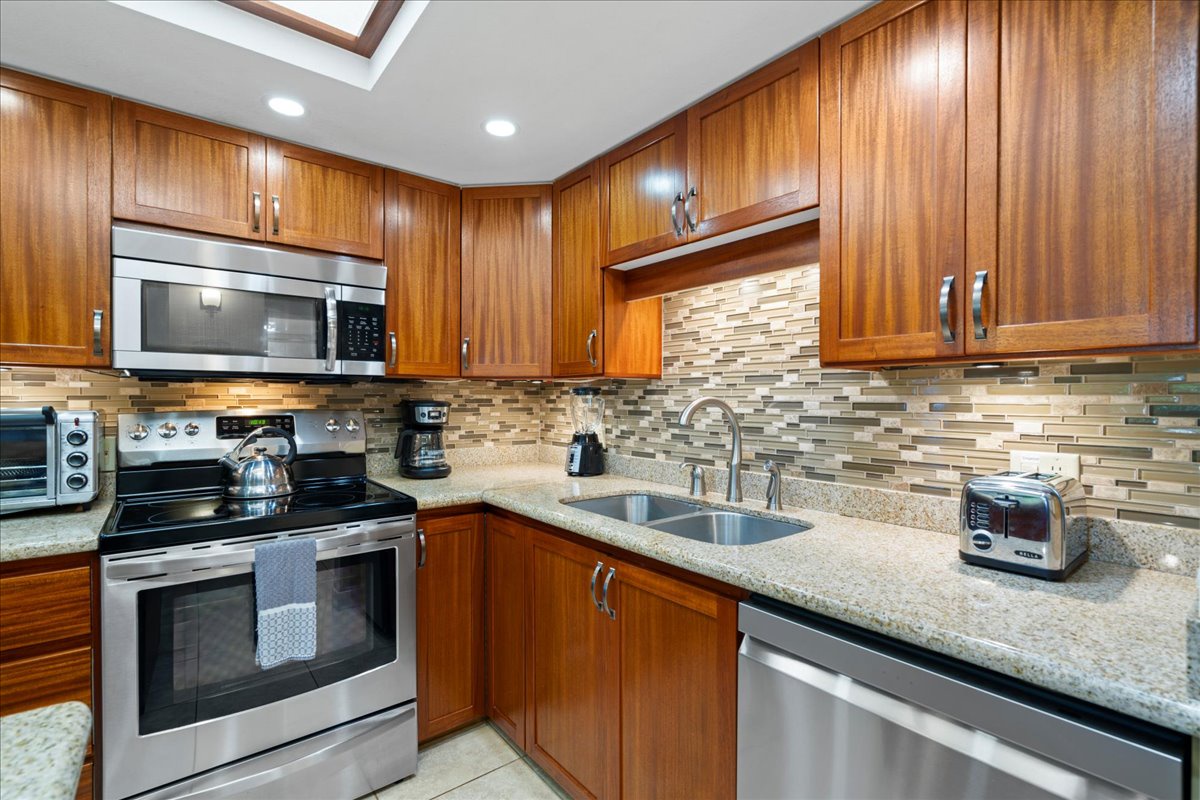 Start your mornings with fresh coffee in your fully equipped kitchen