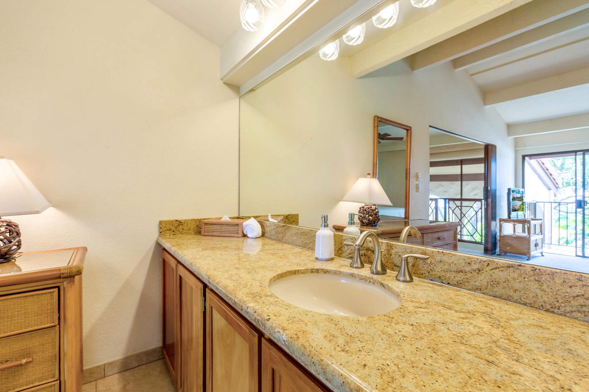 Ideal vanity space