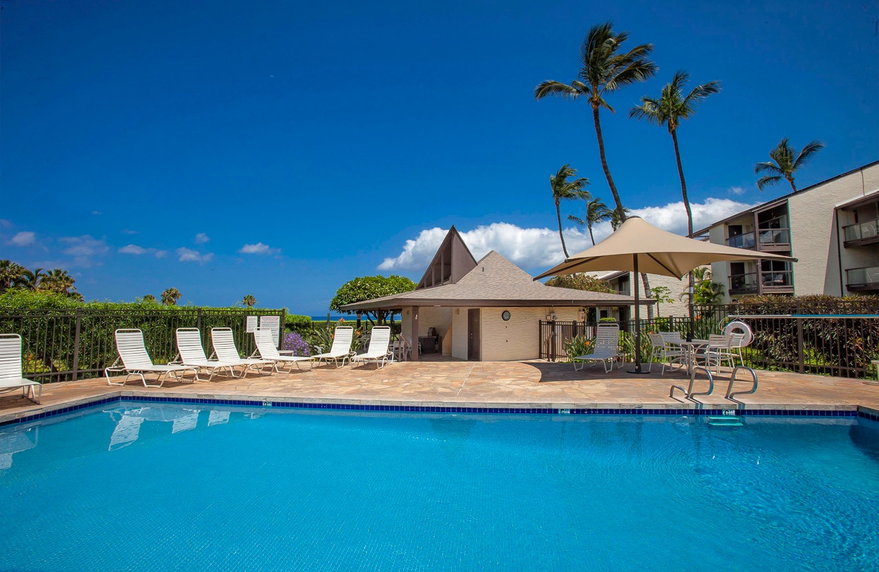 Sunny pool days in the heart of Kihei paradise