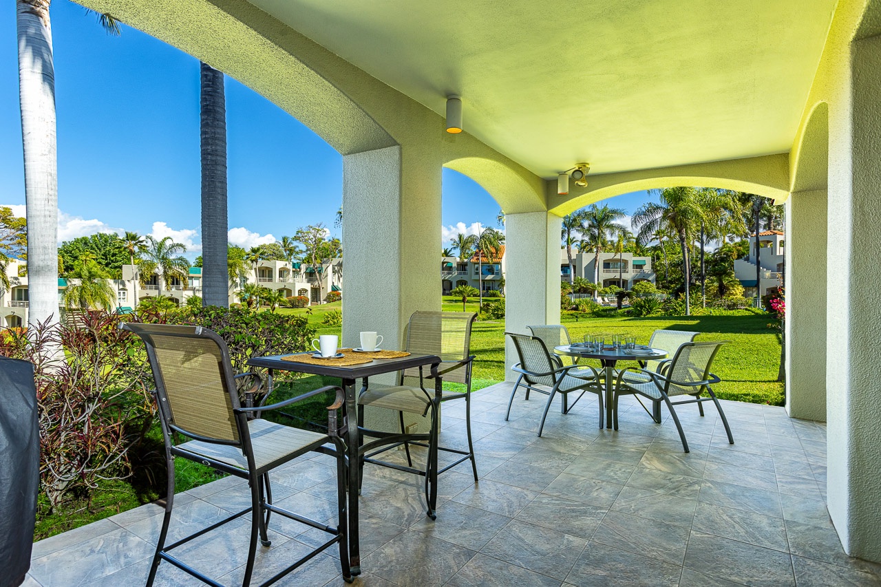 This corner ground floor lanai creates seamless indoor outdoor vibes