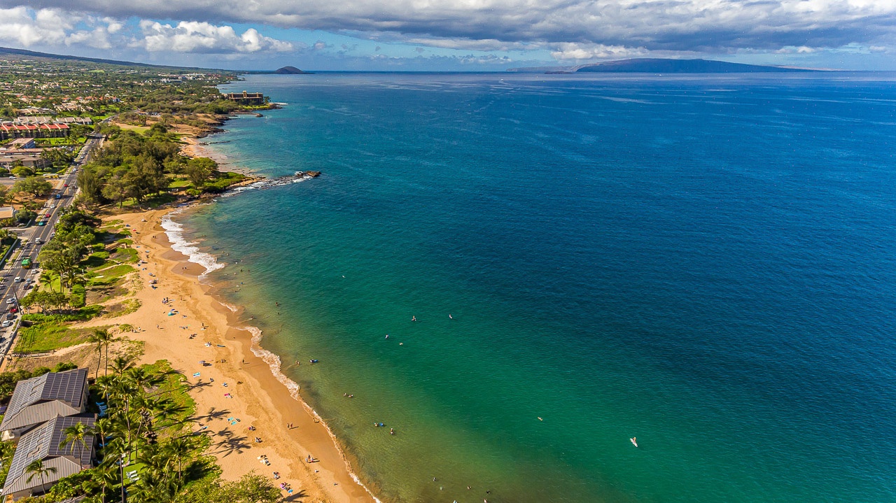 Kamaole Beach II is just south of Royal Mauian 
