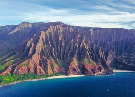 Marvel at the stunning cliffs of the Na Pali Coast.