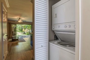 Convenient in-unit washer and dryer to keep your beachwear fresh all stay long.