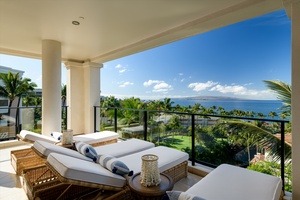 Amazing Panoramic Ocean and Neighboring Island Views from Blue Ocean Suite H401 Covered Lanai