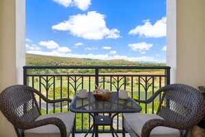 Enjoy your breakfast on the primary private lanai.