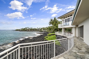 Large ocean frontage allows for multiple vantage points—ideal for whale watching or morning meditation.