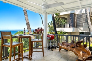 Lounge or dine on the lanai and rest peacefully listening to the waves!