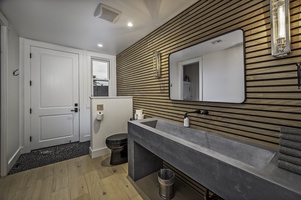 Half bath dowstairs