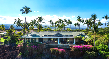 Welcome to Canoe House at Mauna Lani’s Champion Ridge—your private island escape begins here.