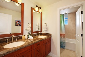 Upstairs shared bathroom