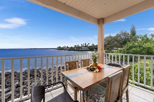 Outdoor dining with unobstructed ocean breezes—dolphin sightings are a common bonus.
