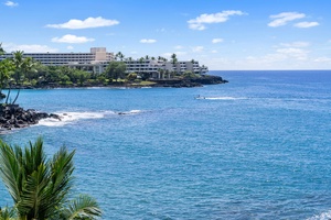 Sweeping views of Keauhou Bay and the dramatic Kona coastline.