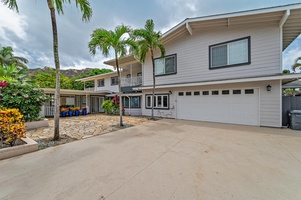 Basketball hoop with a large driveway!!