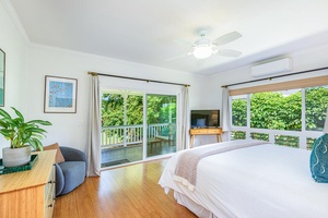 Primary suite with Cal King bed and lanai access.