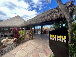 Enjoy a cool drink at our beachside tiki bar—perfect for unwinding under the sun.