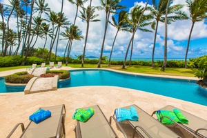 Oceanfront pool lanai