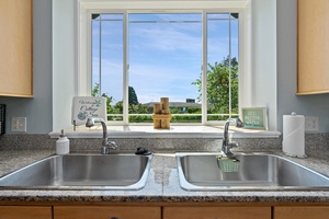Scenic dishwashing: A kitchen sink with an incredible view