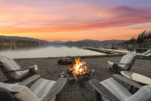 Evenings by the beach are best spent here—roast marshmallows or watch the stars beside the crackling fire.