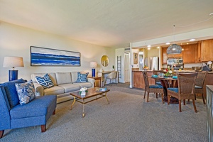 Kaanapali Shores 544’s open-concept living and dining space is perfect for relaxation or entertaining.