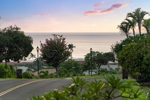 Unforgettable sunsets over the ocean to end each day in paradise.
