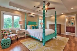 Guest bedroom two (shared bath with guest bedroom one)