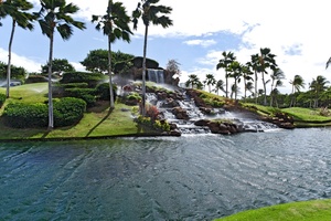 Waterfall at the Ko Olina_s 12th tee.