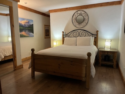 Queen bedroom with ensuite full bath